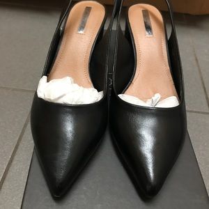 TAHARI Women Shoes